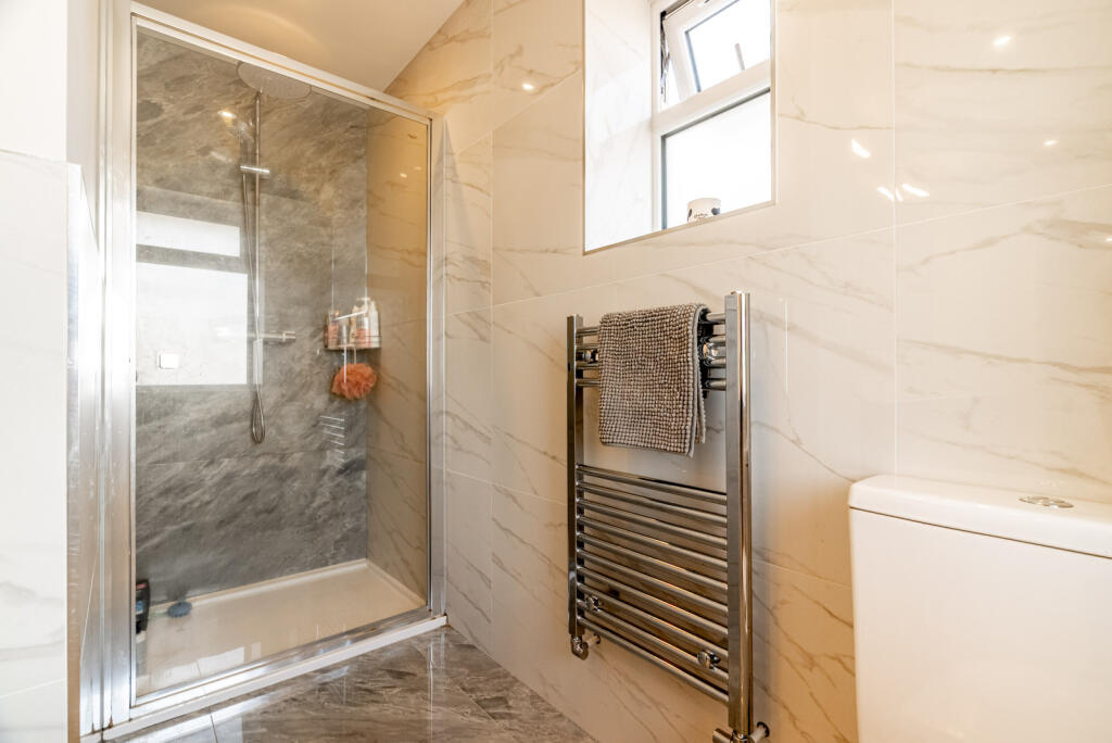 Additional image 20 of Hammers Gate, St. Albans, Hertfordshire, AL2