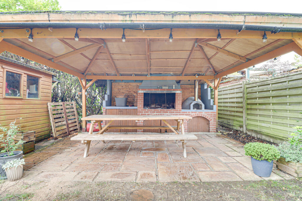 Additional image 15 of Thirlmere Drive, St. Albans, Hertfordshire, AL1