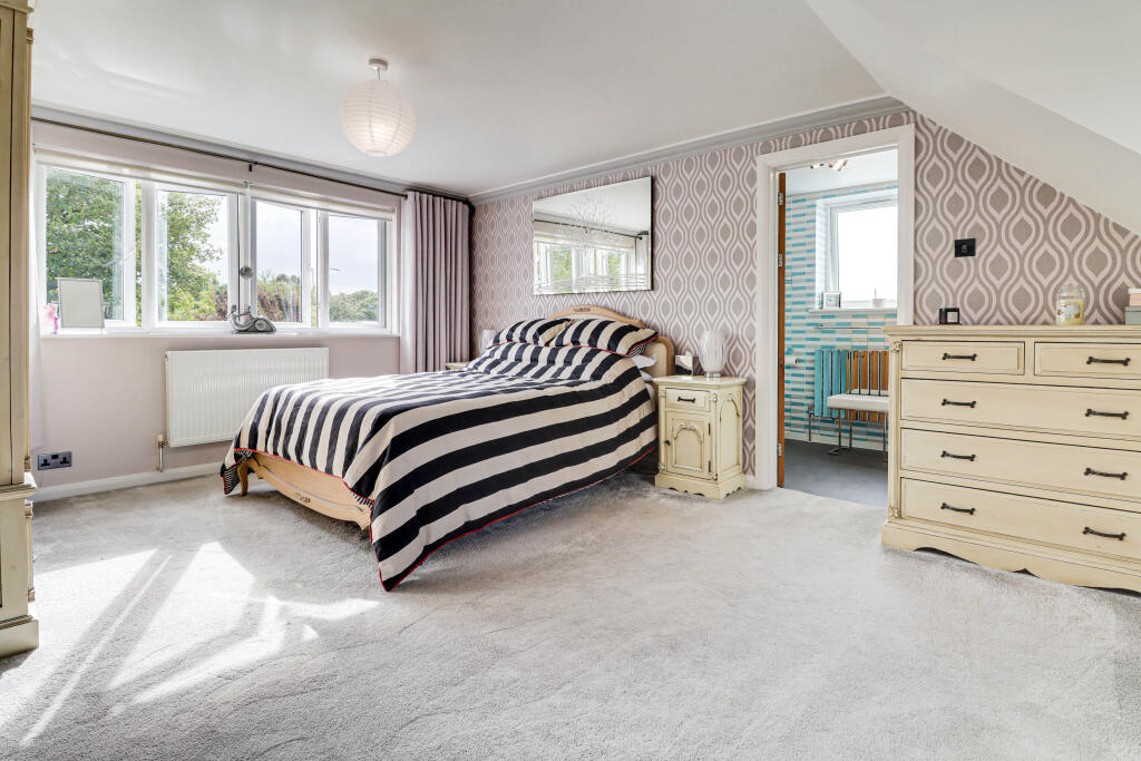 Additional image 17 of North Close, St. Albans, Hertfordshire, AL2