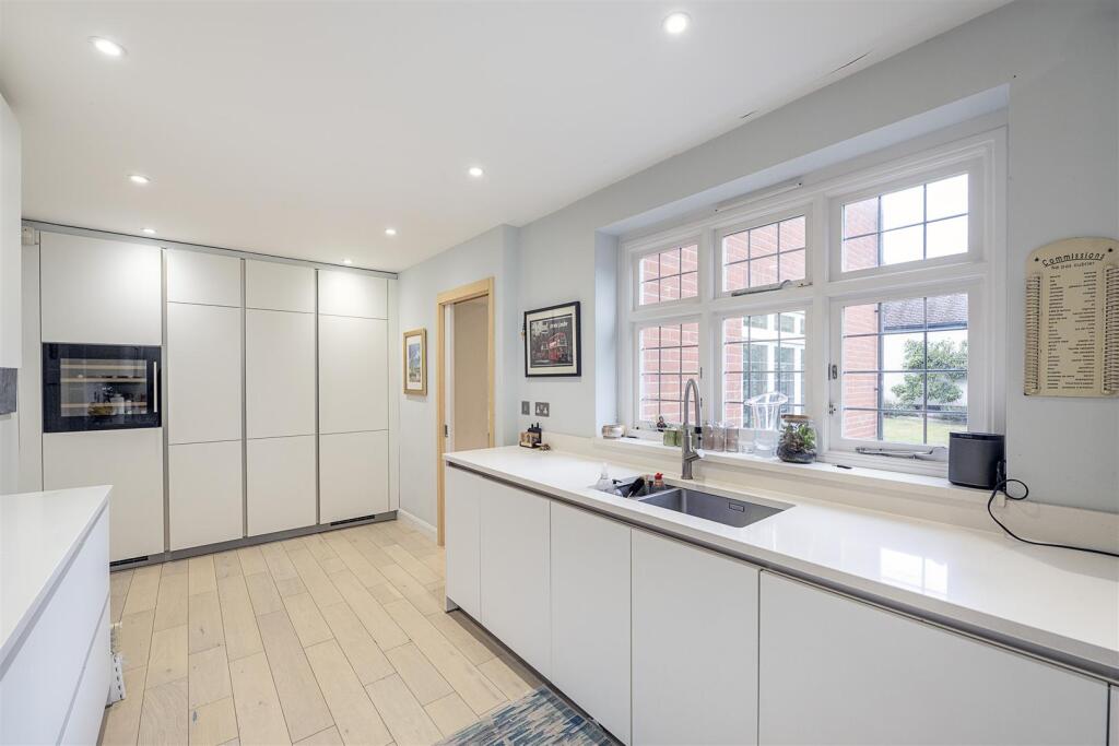 Additional image 13 of Gainsborough Avenue, St. Albans