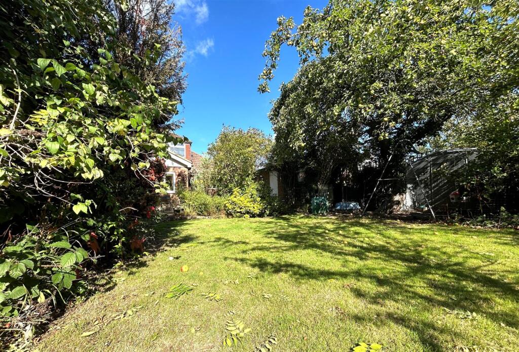 Additional image 15 of Bucknalls Drive, Bricket Wood, St. Albans