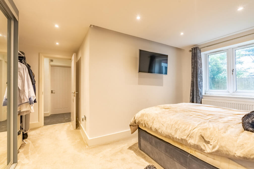 Additional image 8 of Vesta Avenue, St. Albans, Hertfordshire, AL1