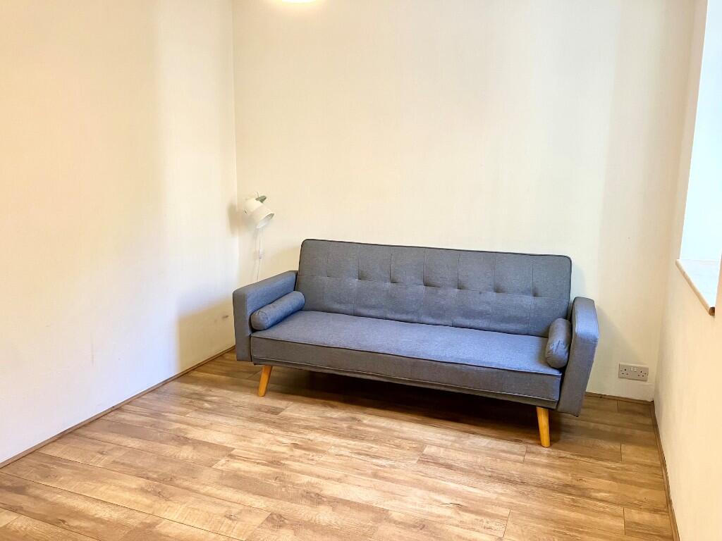 Additional image 8 of Ladies Grove, St. Albans, Hertfordshire, AL3 5TN