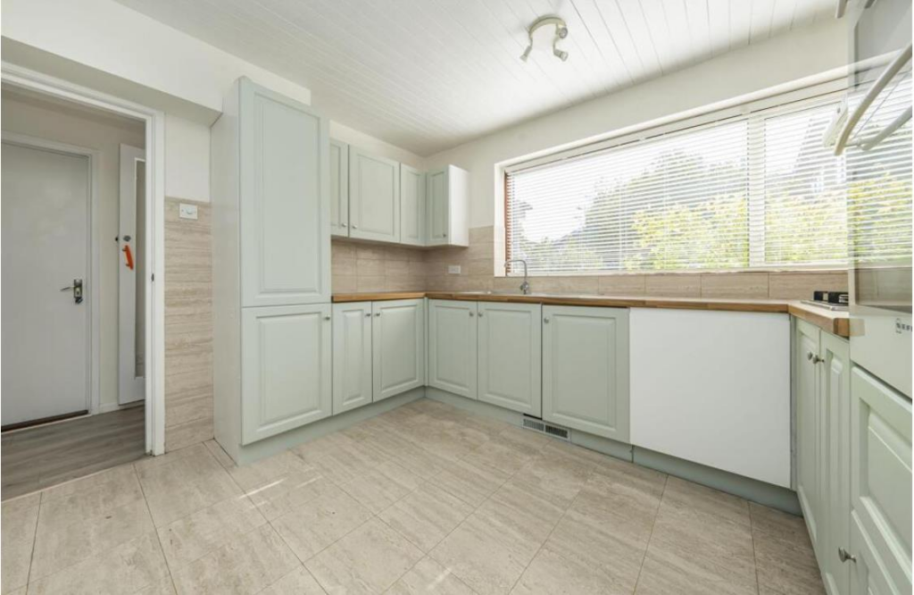 Additional image 24 of Pine Grove, Bricket Wood, St. Albans