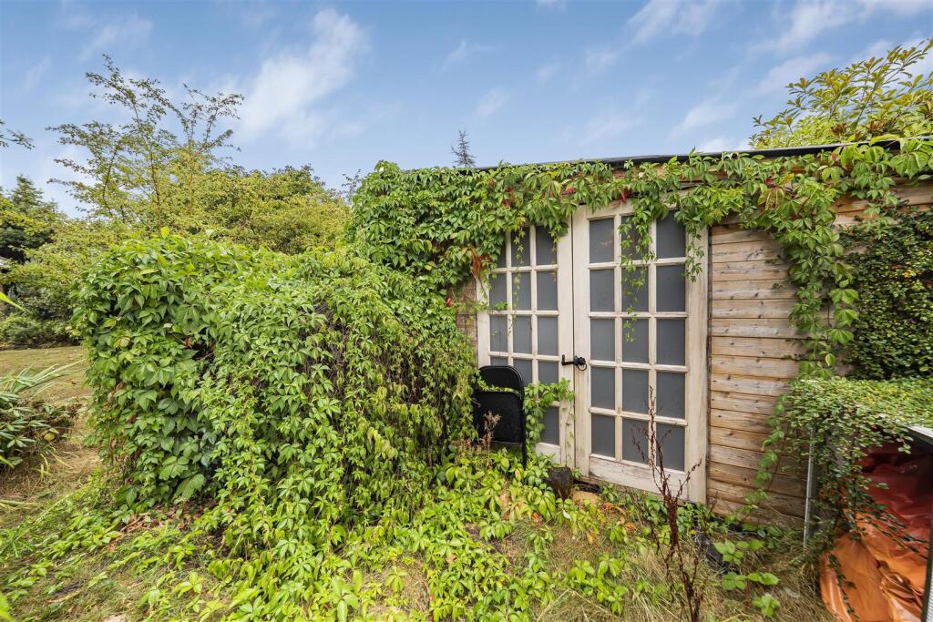 Additional image 21 of Bucknalls Drive, Bricket Wood, St. Albans