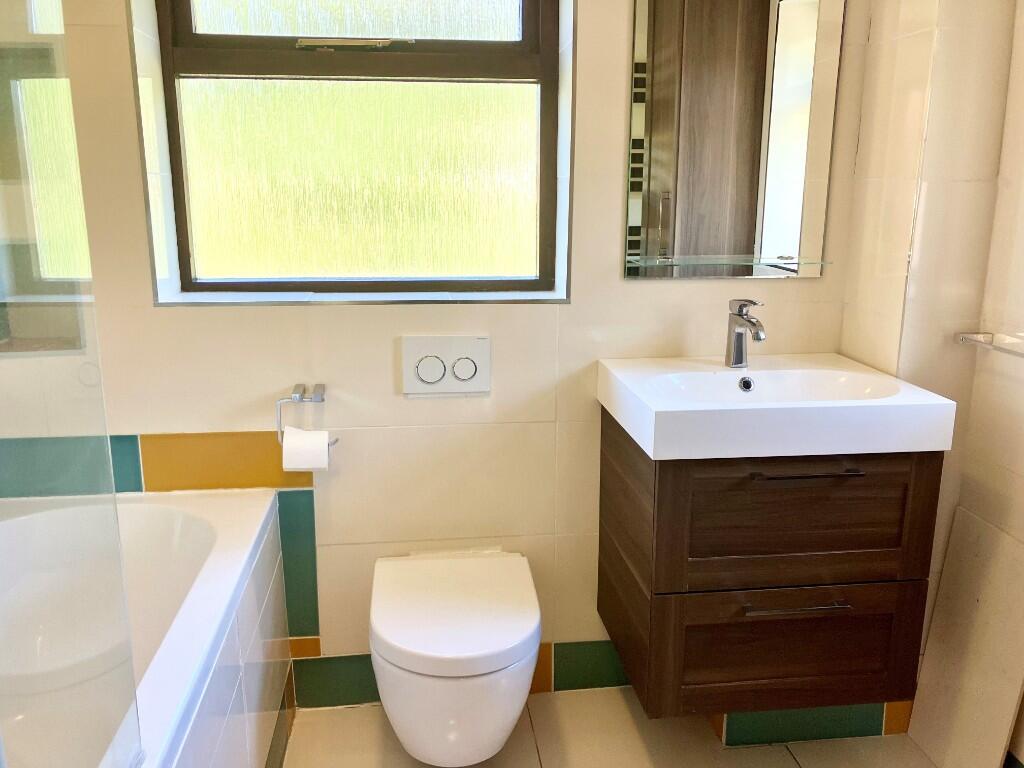 Additional image 14 of Ladies Grove, St. Albans, Hertfordshire, AL3 5TN