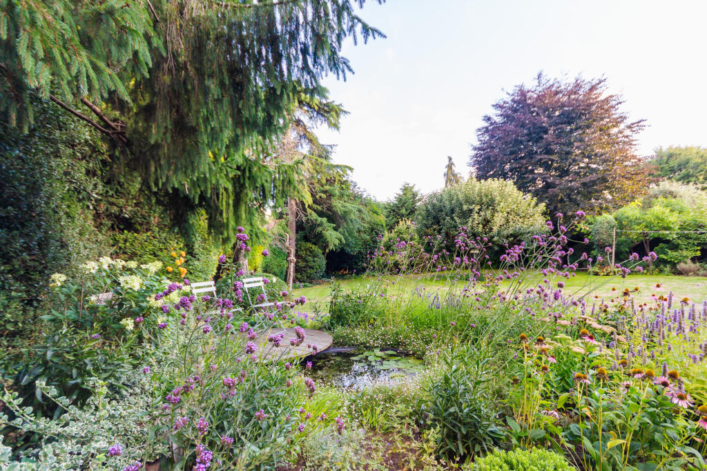 Additional image 29 of Church End, Redbourn, Hertfordshire, AL3