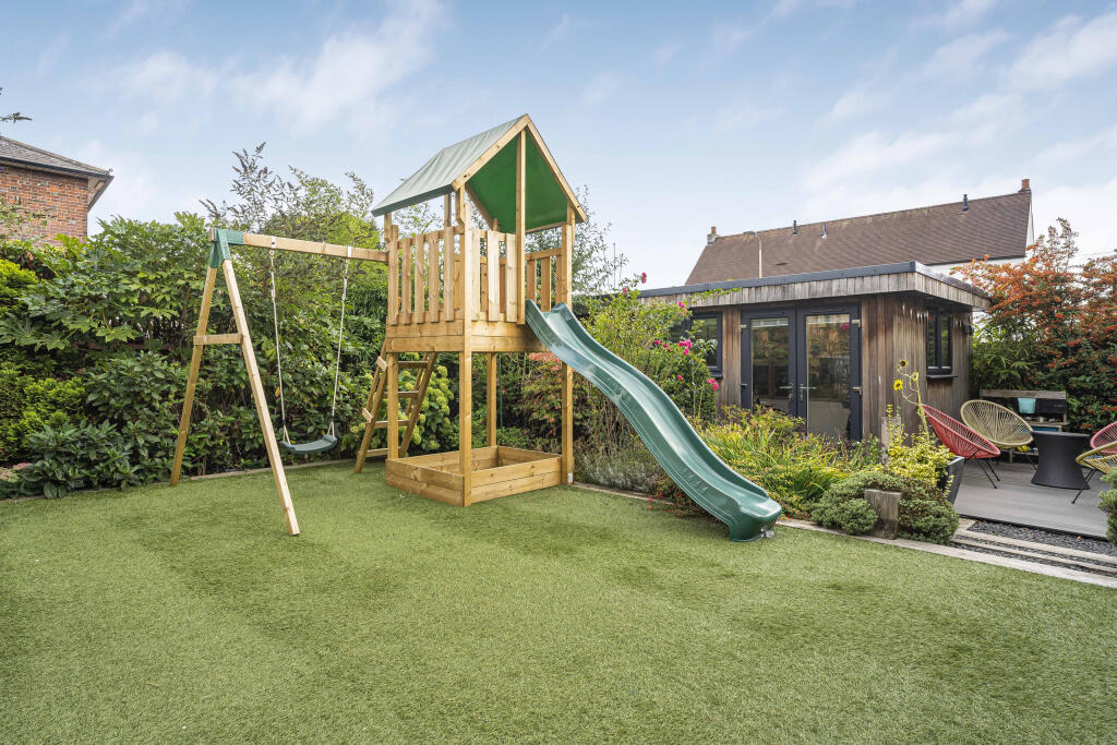 Additional image 28 of Richardson Close, London Colney, AL2 1QW