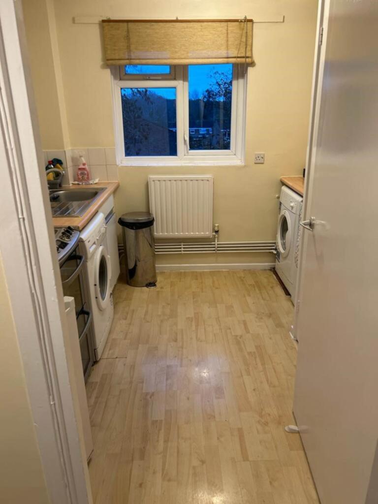 Additional image 11 of Downsfield, Hatfield