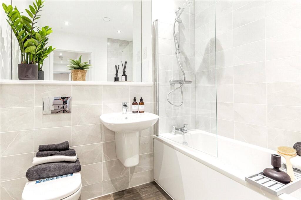 Additional image 5 of Aspect House, Hilltop Way, Hatfield, Hatfield, AL10