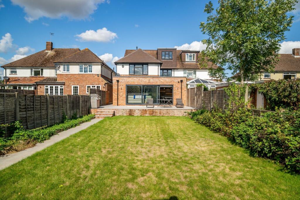 Additional image 24 of Hammers Gate, St. Albans, Hertfordshire, AL2