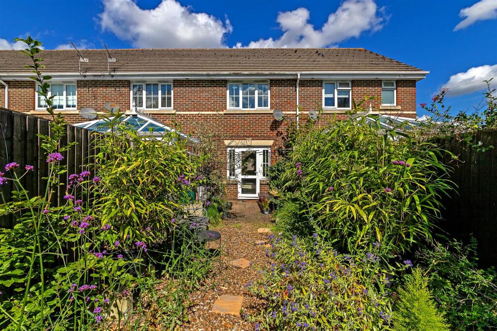 Additional image 12 of Puddingstone Drive, St. Albans