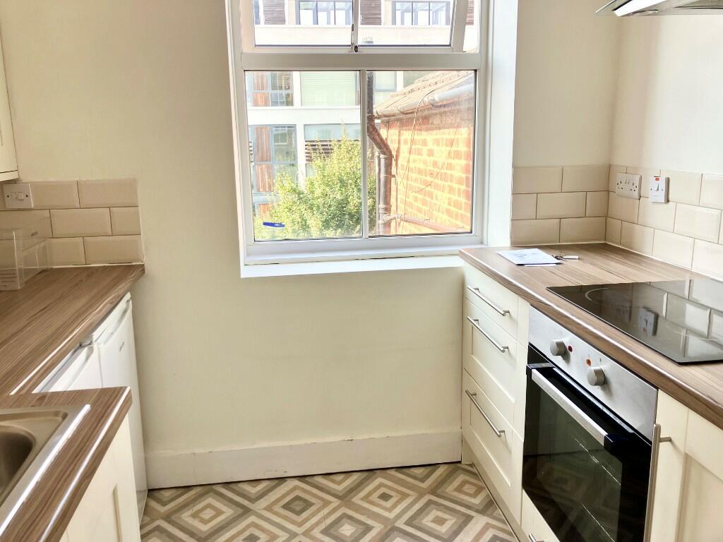 Additional image 11 of Alma Road, St. Albans, Hertfordshire, AL1 3AR