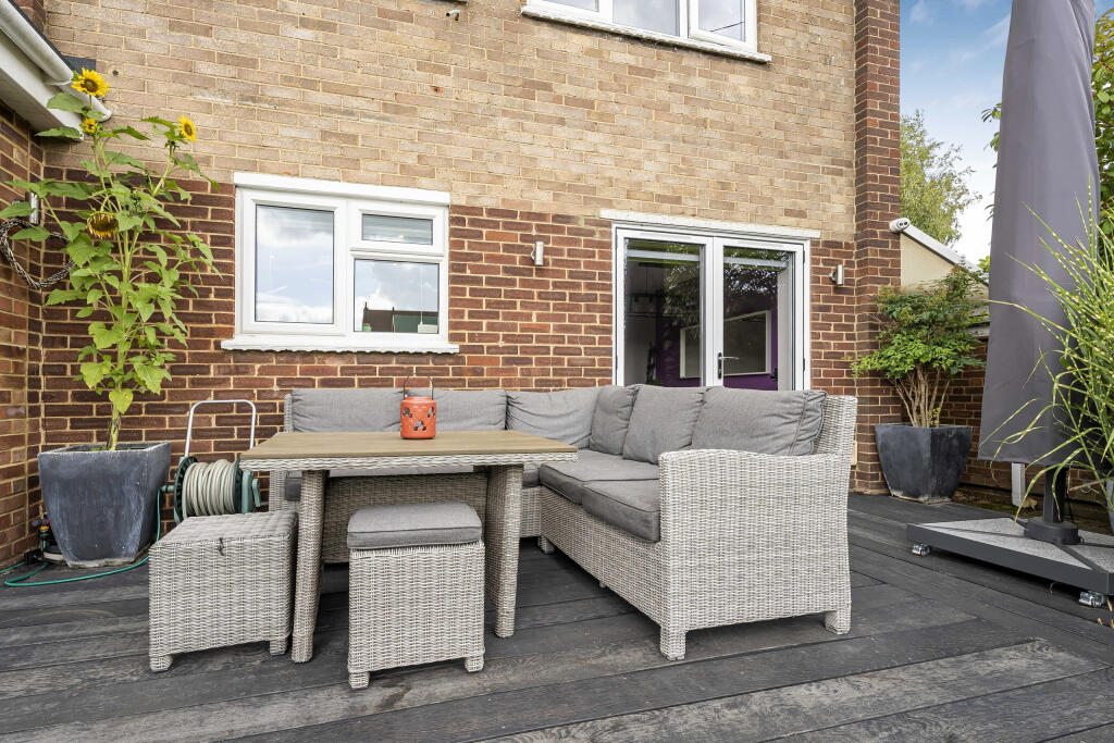 Additional image 15 of Richardson Close, London Colney, AL2 1QW