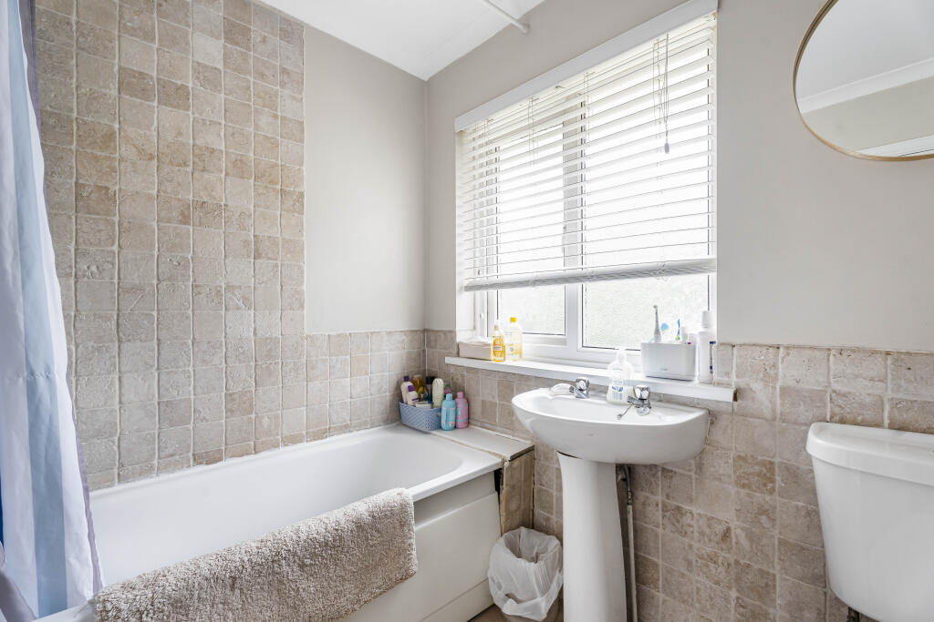 Additional image 18 of Brache Close, Redbourn, St. Albans, AL3