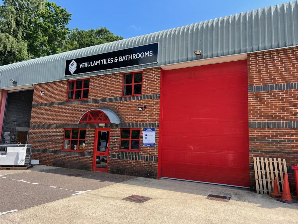 Additional image 9 of Unit 4 Dencora Centre, Campfield Road, St Albans, AL1 5HN