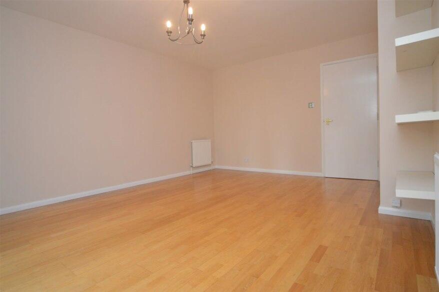 Additional image 3 of Park View Close, St Albans, AL1