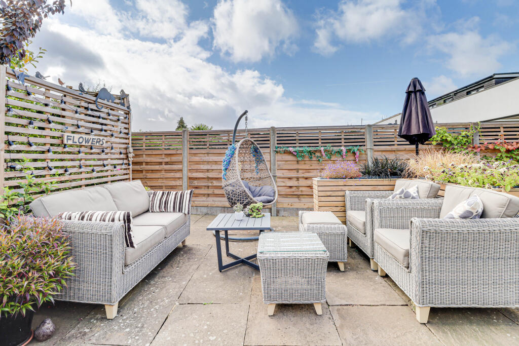 Additional image 24 of North Close, St. Albans, Hertfordshire, AL2