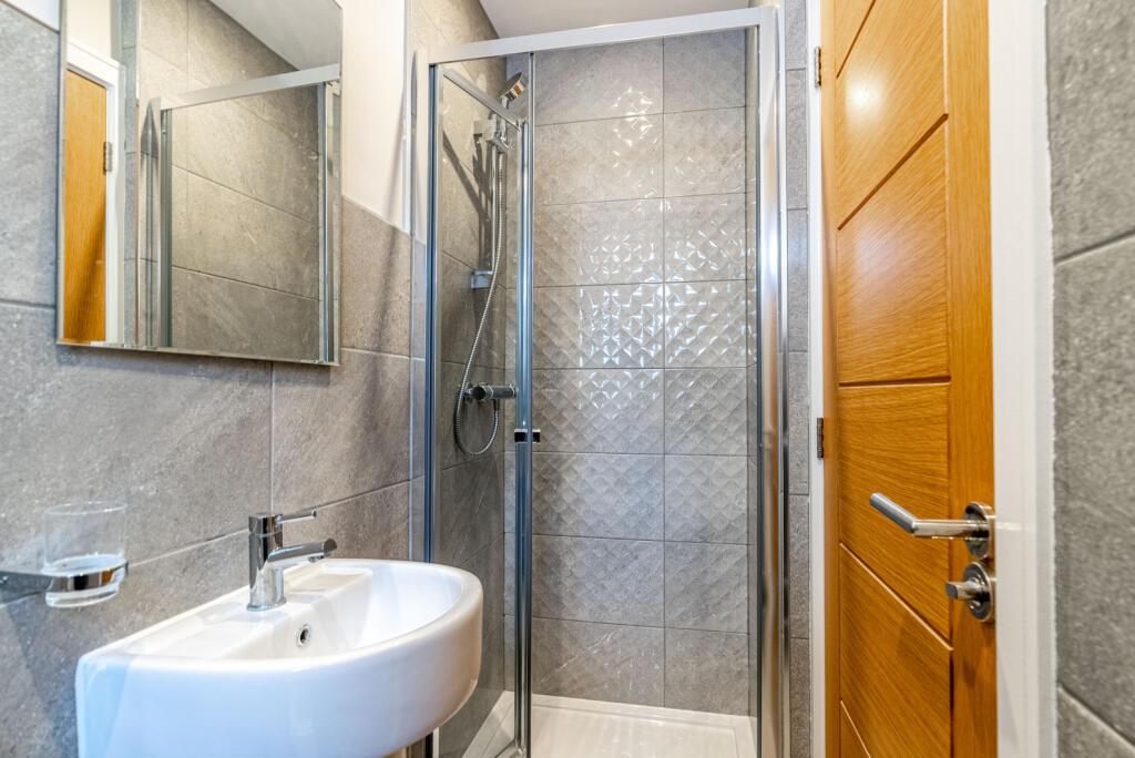 Additional image 19 of Hammers Gate, St. Albans, Hertfordshire, AL2