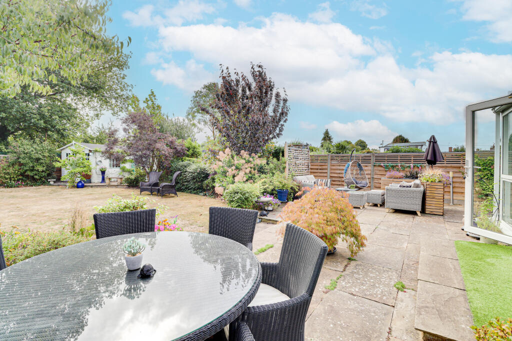 Additional image 30 of North Close, St. Albans, Hertfordshire, AL2