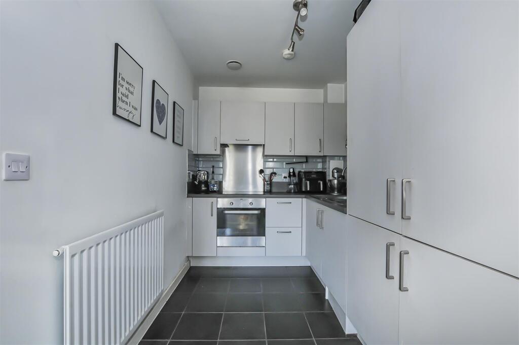 Additional image 5 of Flat 7 Waddington House, Barnes Wallis Way, Bricket Wood, St. Albans