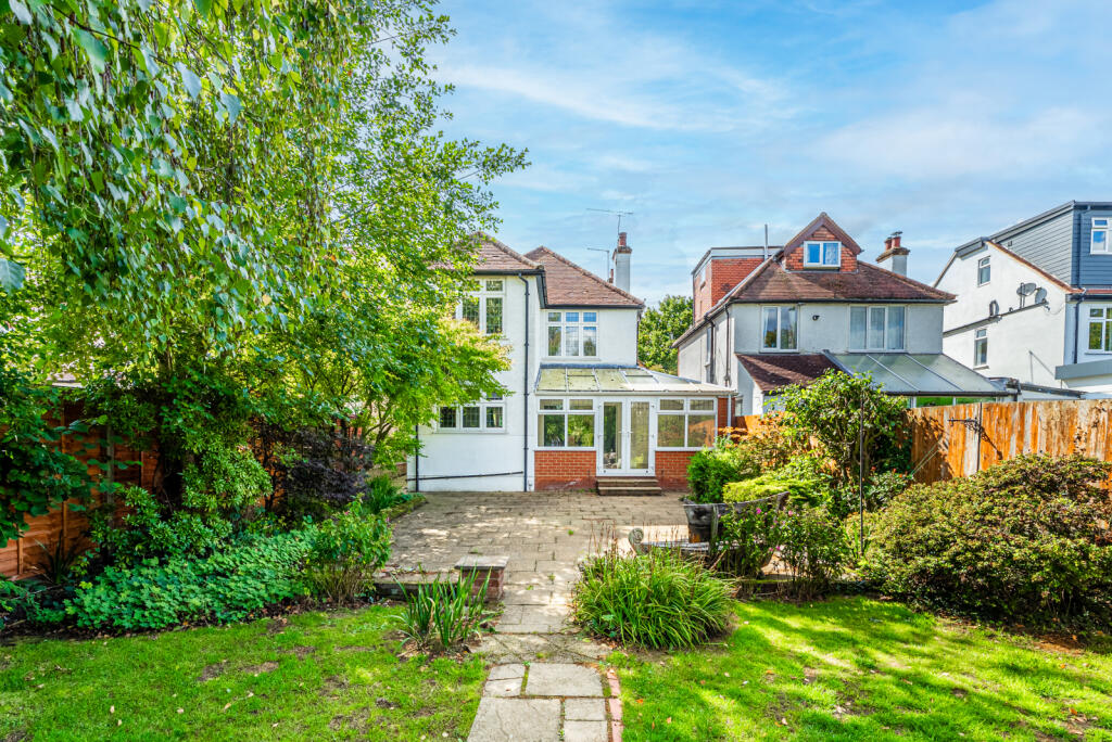Additional image 16 of Harpenden Road, St. Albans, Hertfordshire, AL3