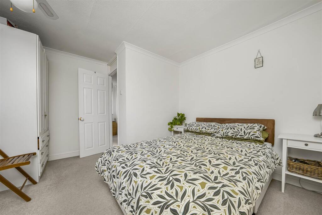 Additional image 11 of Claremont, Bricket Wood, St. Albans