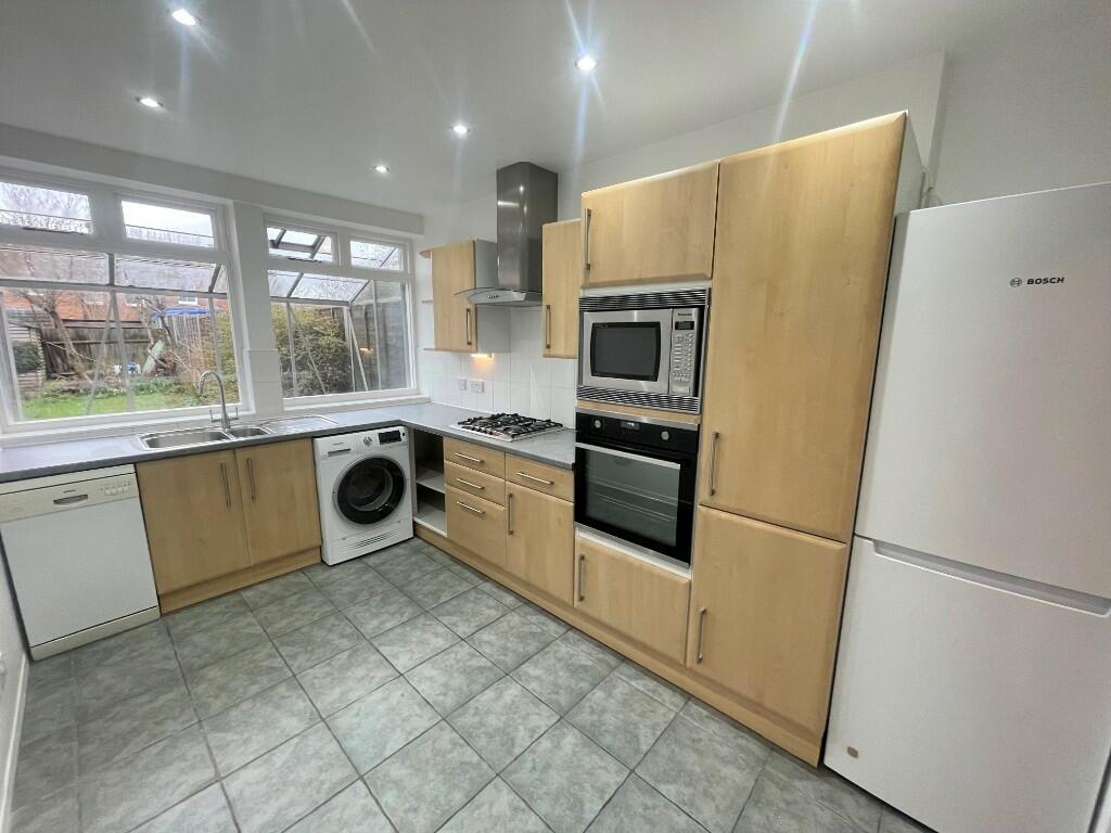 Additional image 7 of Heath Road, St. Albans, Hertfordshire, AL1