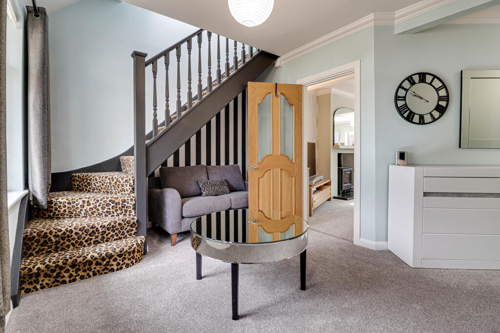 Additional image 2 of North Close, St. Albans, Hertfordshire, AL2