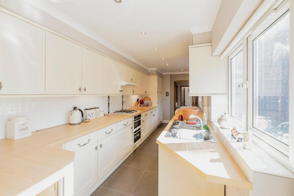 Additional image 9 of Station Road, Bricket Wood, St. Albans