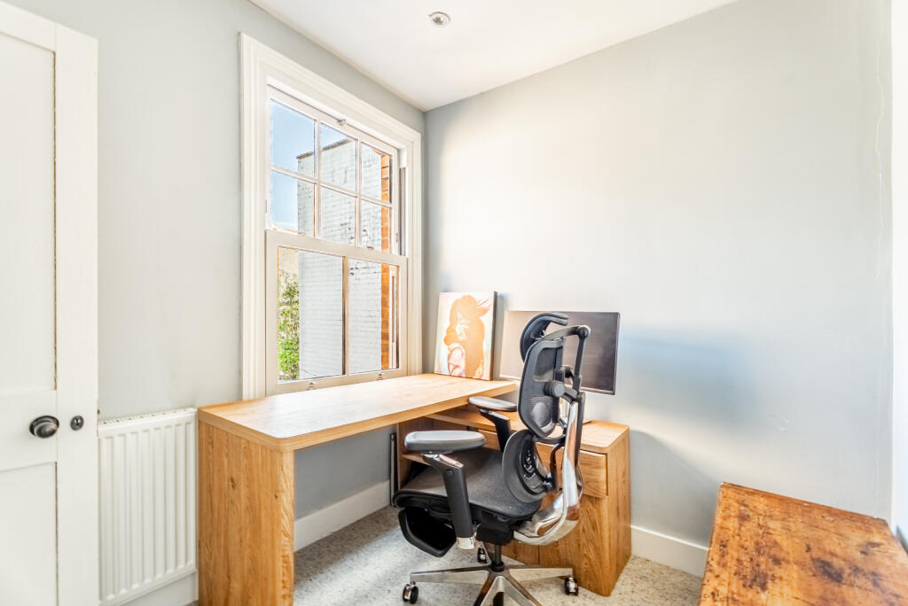 Additional image 9 of Pageant Road, St. Albans, Hertfordshire, AL1