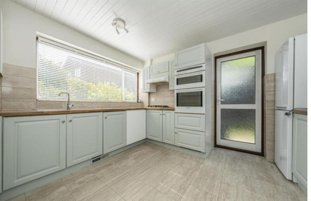 Additional image 23 of Pine Grove, Bricket Wood, St. Albans