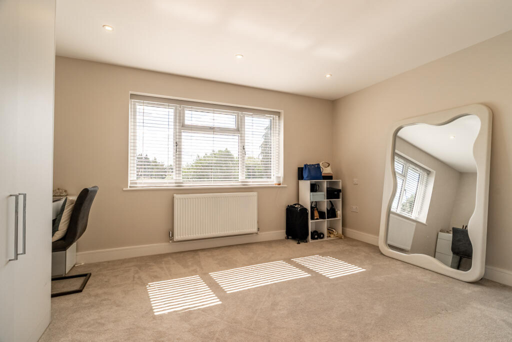 Additional image 15 of Hammers Gate, St. Albans, Hertfordshire, AL2