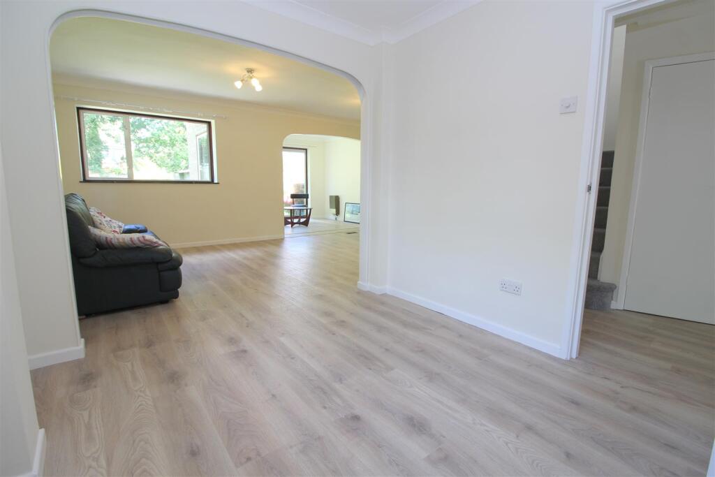 Additional image 7 of Pine Grove, Bricket Wood, St. Albans