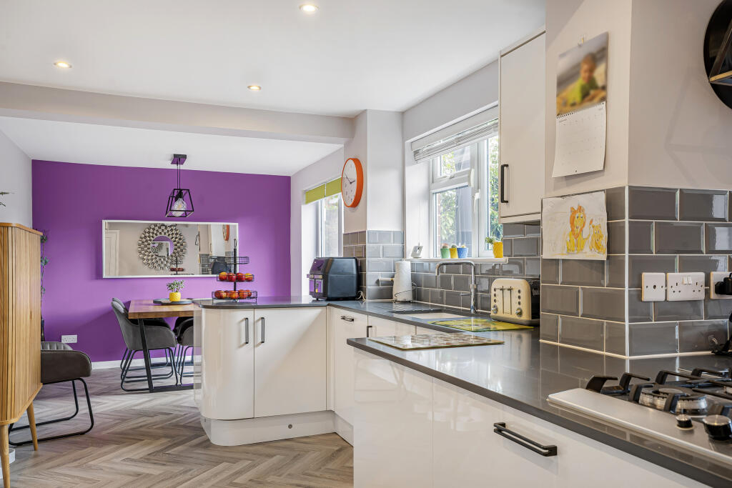 Additional image 4 of Richardson Close, London Colney, AL2 1QW