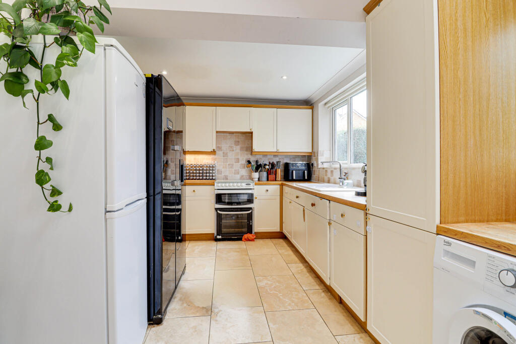 Additional image 5 of Thirlmere Drive, St. Albans, Hertfordshire, AL1