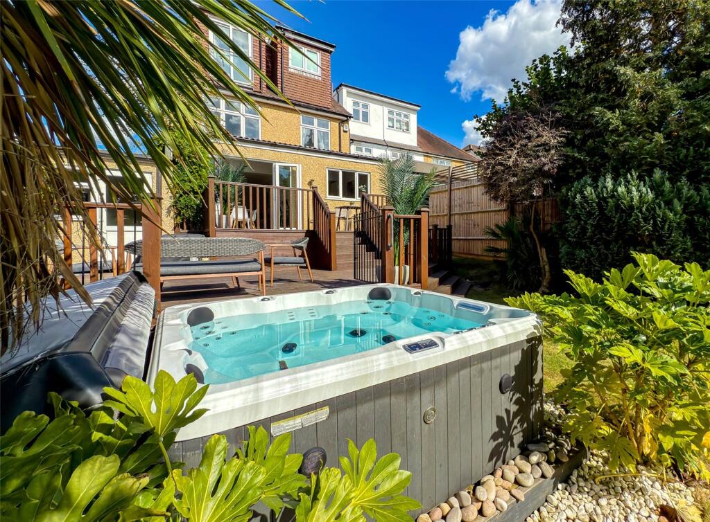 Additional image 57 of Waverley Road, St. Albans, Hertfordshire, AL3