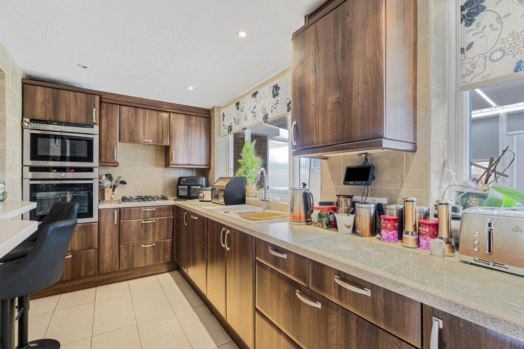 Additional image 30 of Richardson Close, London Colney, St. Albans, Hertfordshire