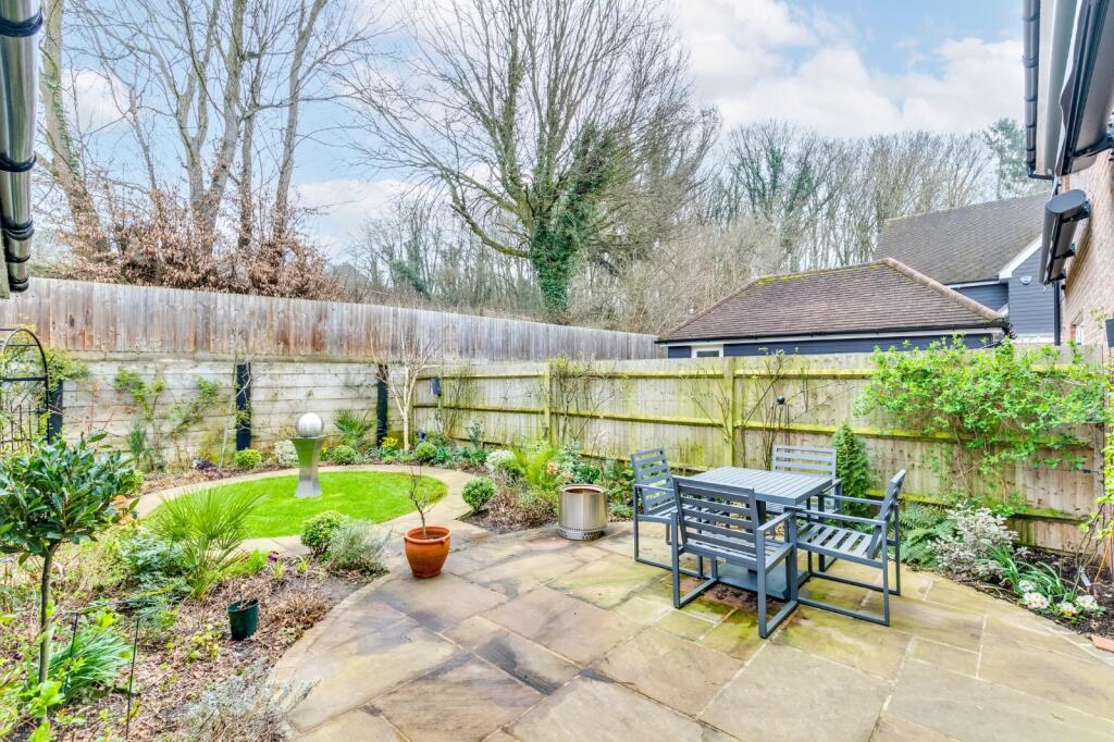 Additional image 18 of Salix Close, Welwyn, Hertfordshire, AL6