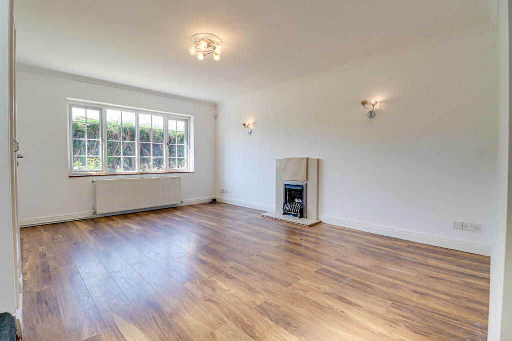 Additional image 2 of Tuffnells Way, Harpenden, AL5