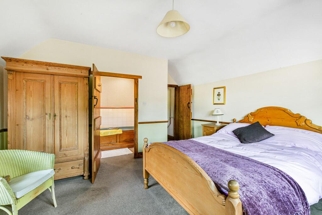 Additional image 24 of The Old Cottage, Pooleys Lane, Welham Green, AL9