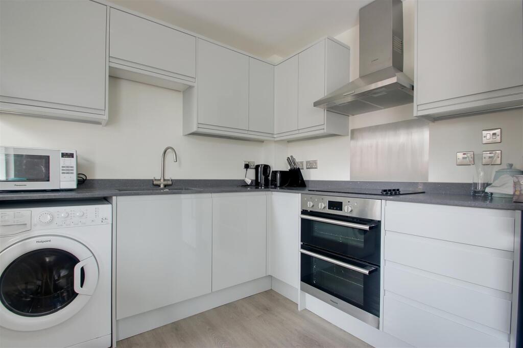 Additional image 3 of Arden Grove, Harpenden