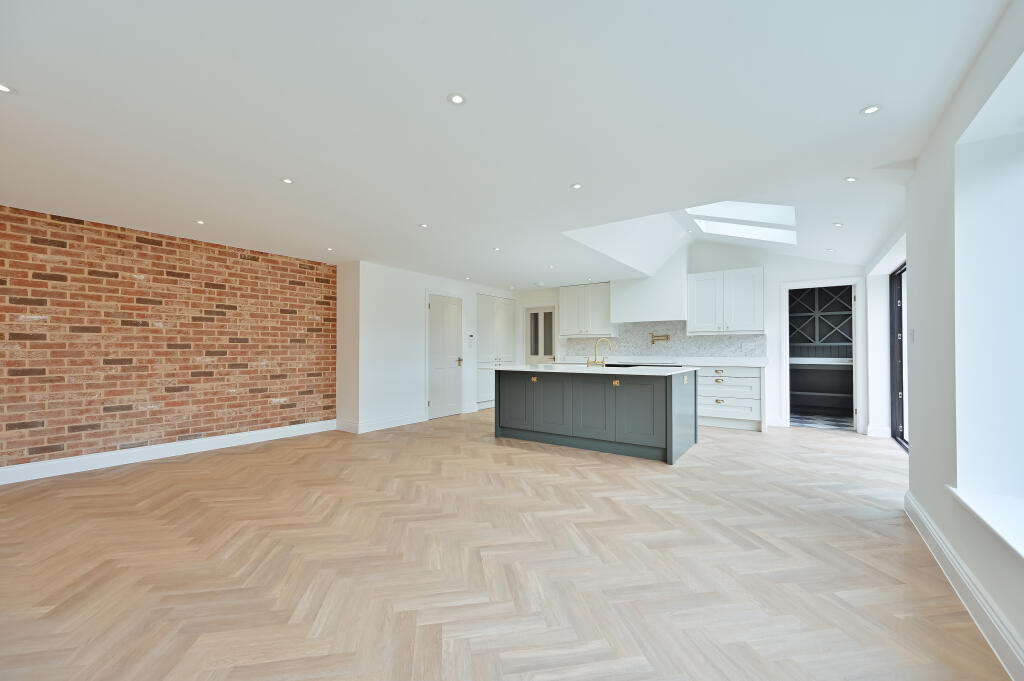 Additional image 4 of Wroxham Way, HARPENDEN, AL5