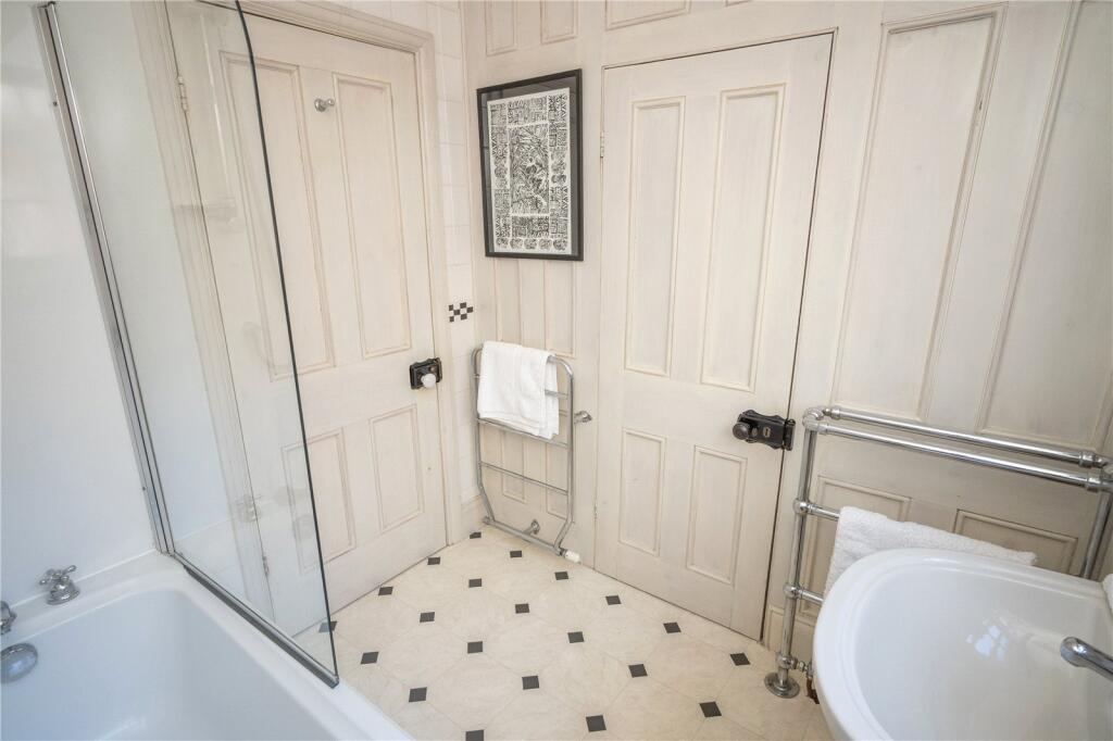Additional image 23 of Russell Road, Moseley, Birmingham, B13