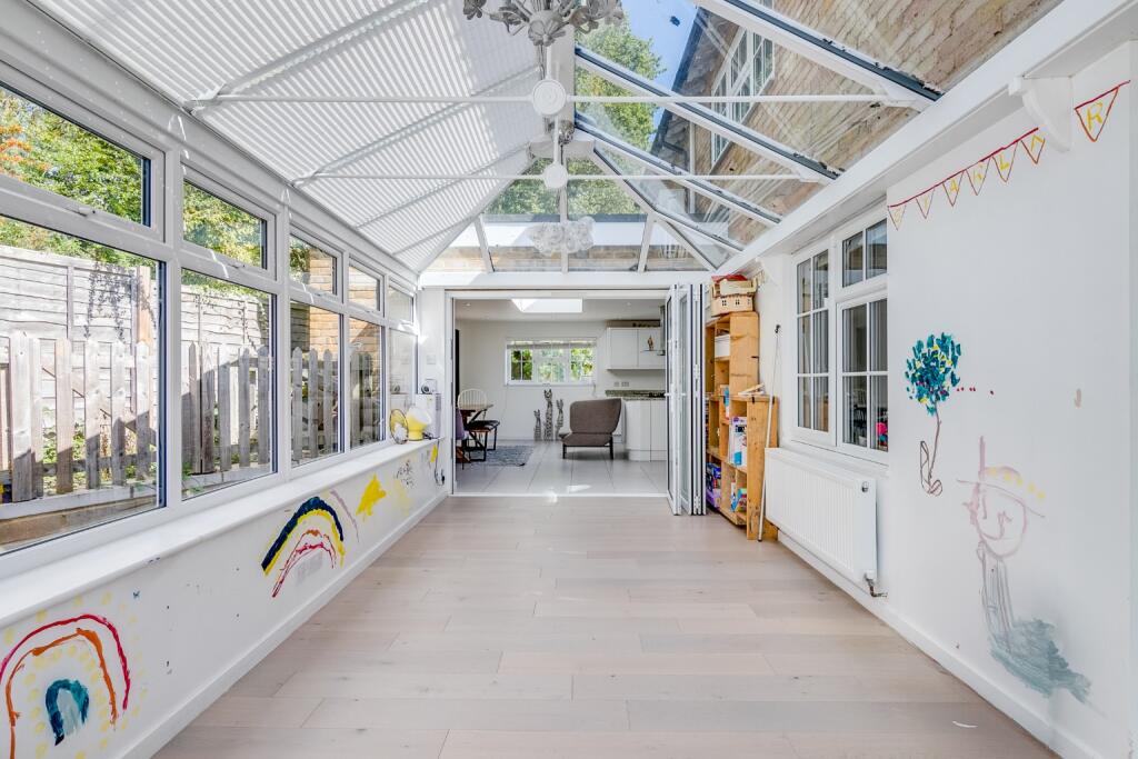 Additional image 14 of Hawthorns, Welwyn Garden City, Hertfordshire, AL8 7SE