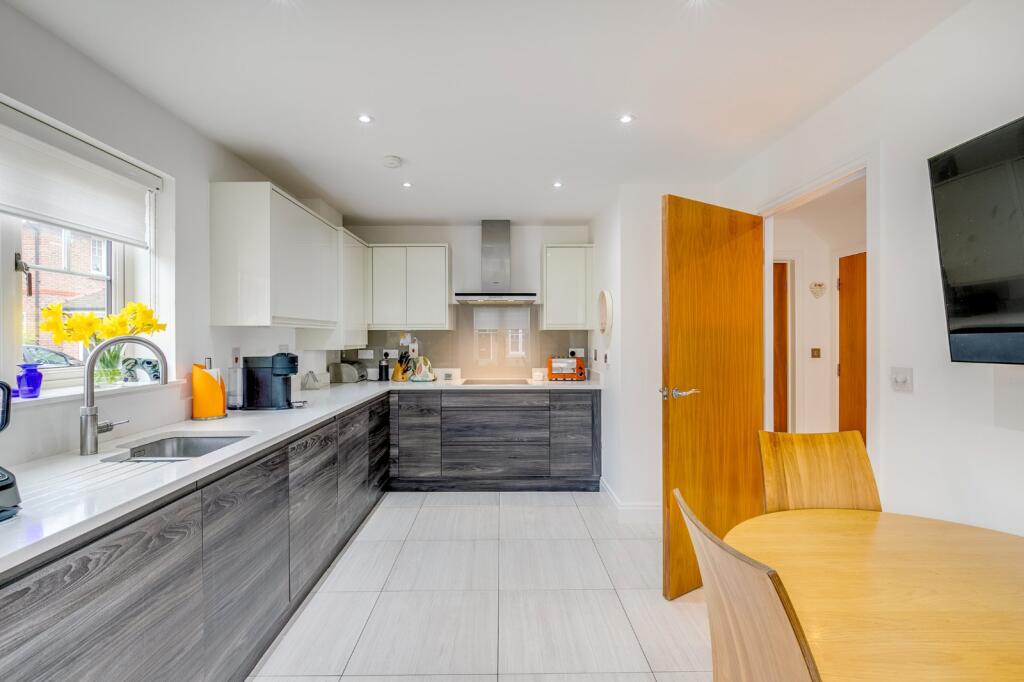 Additional image 22 of Salix Close, Welwyn, Hertfordshire, AL6