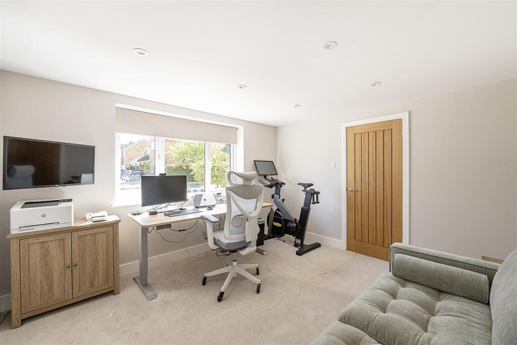 Additional image 5 of Netherfield Road, Harpenden