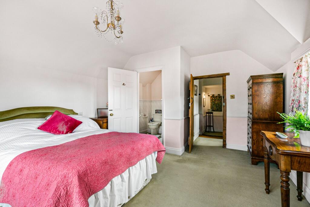 Additional image 14 of The Old Cottage, Pooleys Lane, Welham Green, AL9