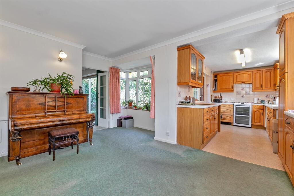 Additional image 5 of Wick Avenue, Wheathampstead, St. Albans