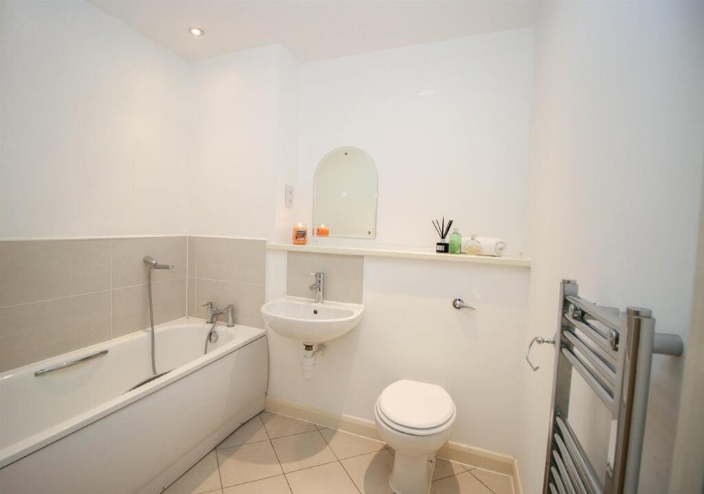 Additional image 4 of Skyline, 165 Granville Street